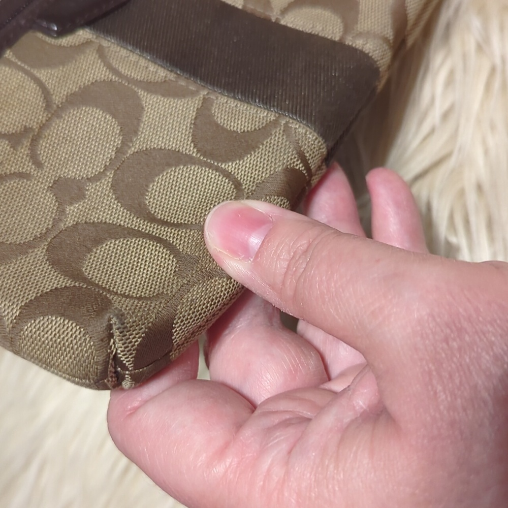Coach khaki/mahogany double zip wallet - Picture 8 of 10